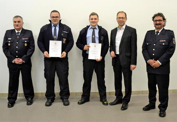 Bild vergr&ouml;&szlig;ern: Neue Wehrf�hrung bei der Feuerwehr Udenheim_2022